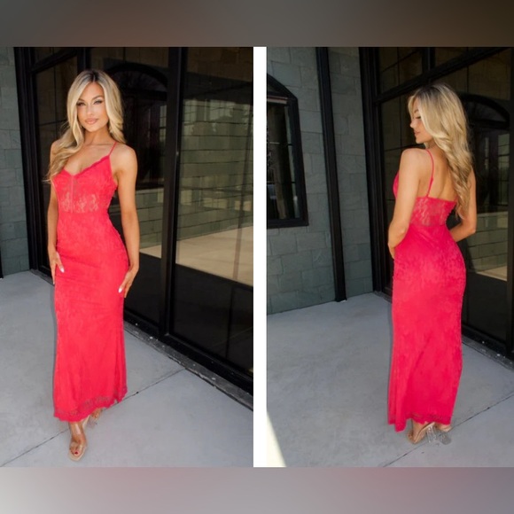 NWT long lace corset gown - Picture 2 of 8